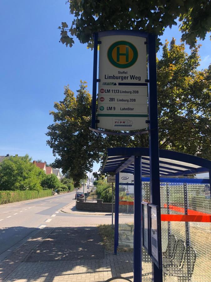 Limburger Mika Zimmer & Garten & P & E-Ladestation Limburg an der Lahn Zewnętrze zdjęcie